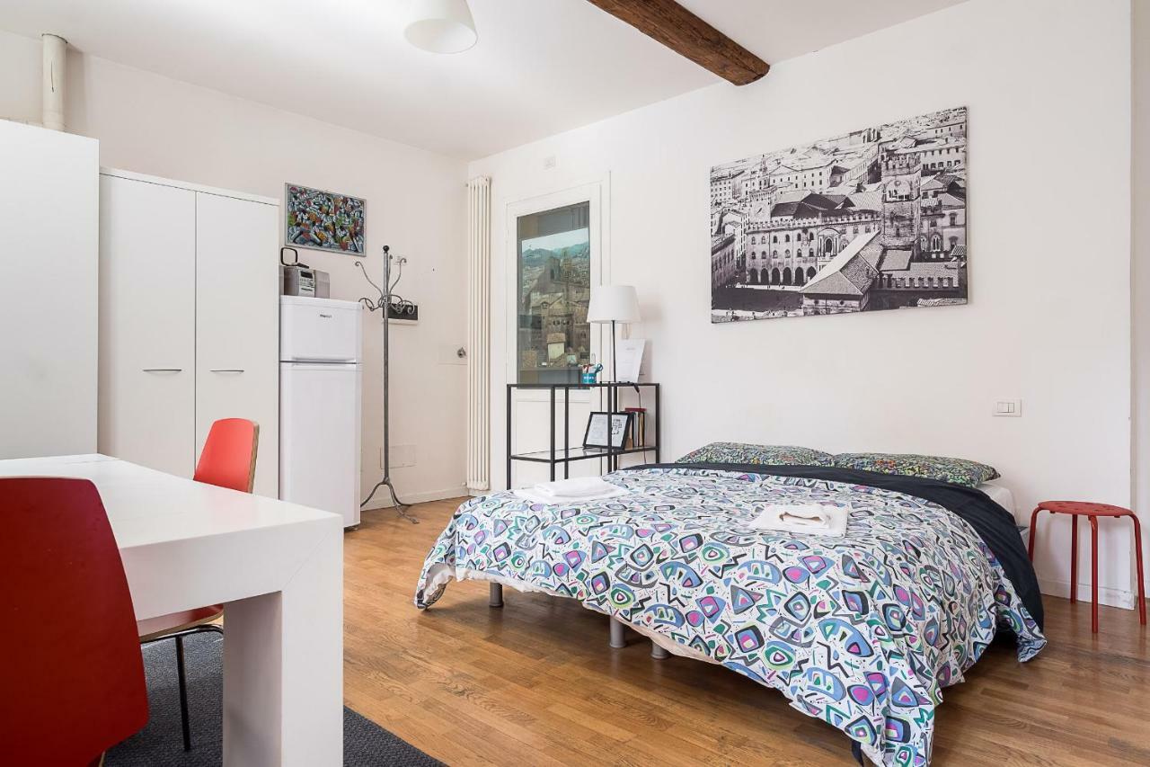 Travel House Bologna Apartamento Exterior foto