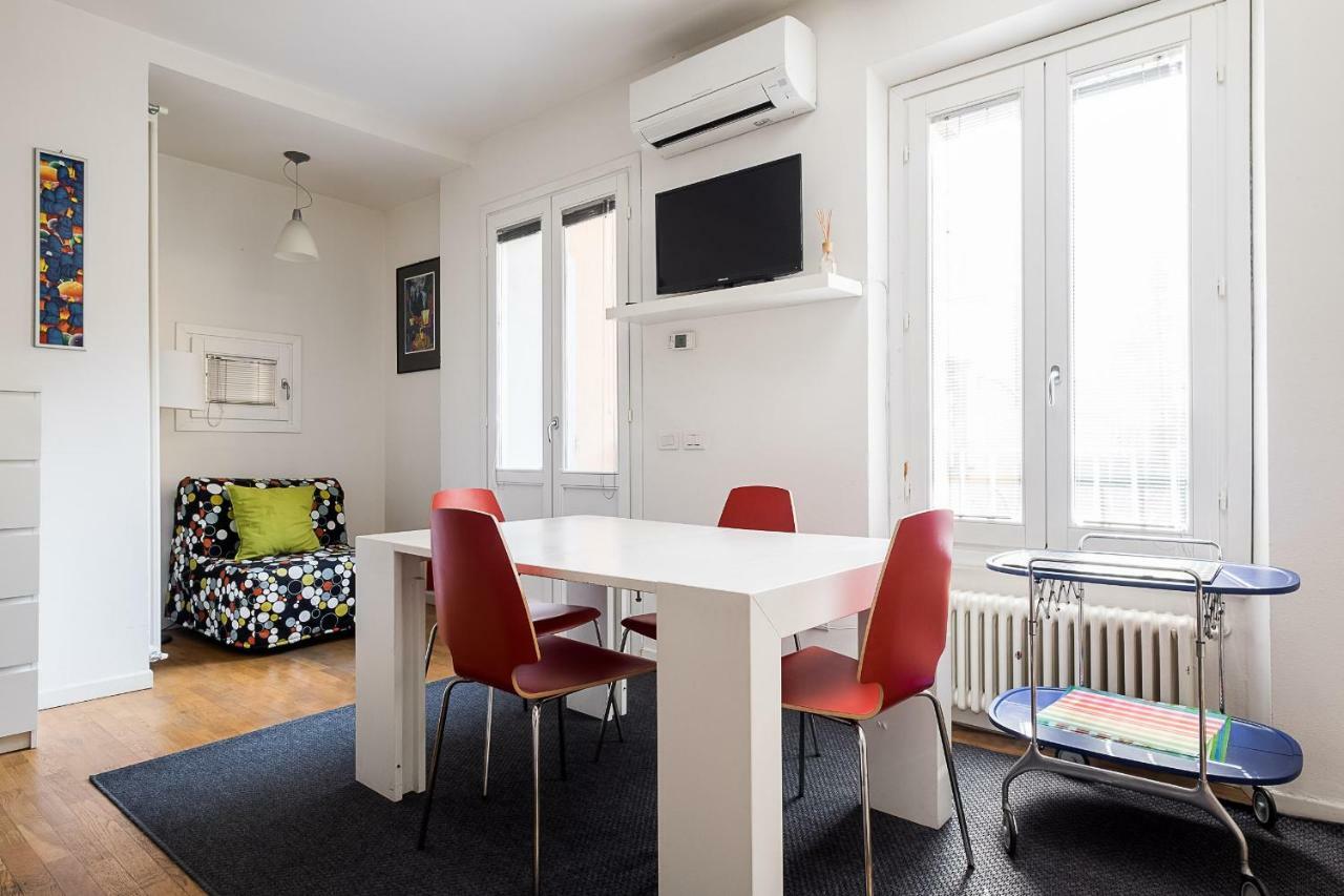 Travel House Bologna Apartamento Exterior foto