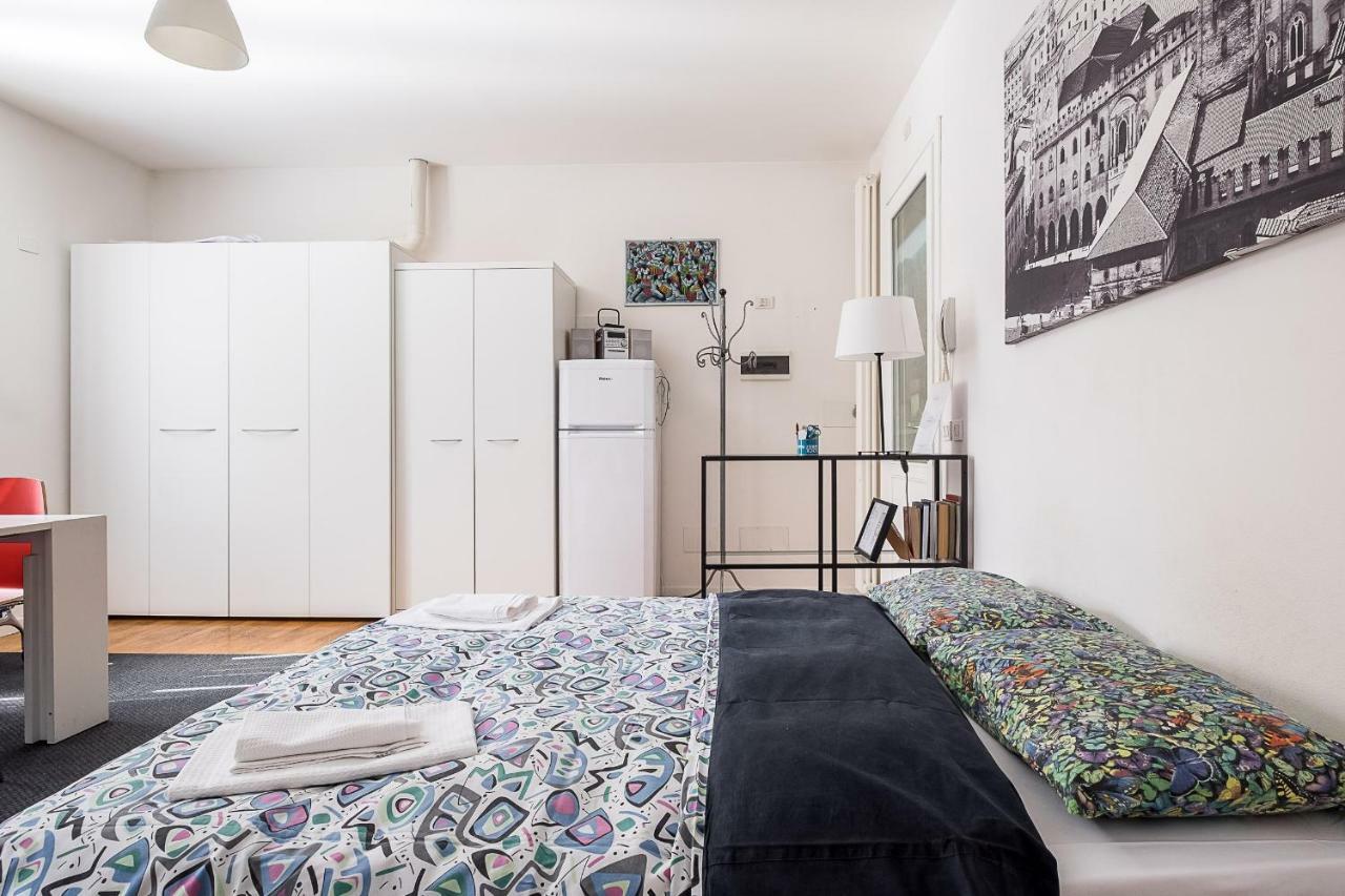 Travel House Bologna Apartamento Exterior foto